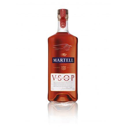 Martell V.S.O.P Aged in Red Barrels díszdobozban 0,7l Francia cognac [40%]