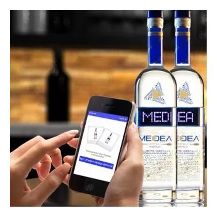 Medea Vodka Light Up The Room 0,7l